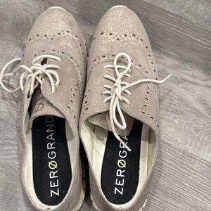 Never Worn~Cole Haan Tan Oxford Derbys with Classic Brogue Detailing